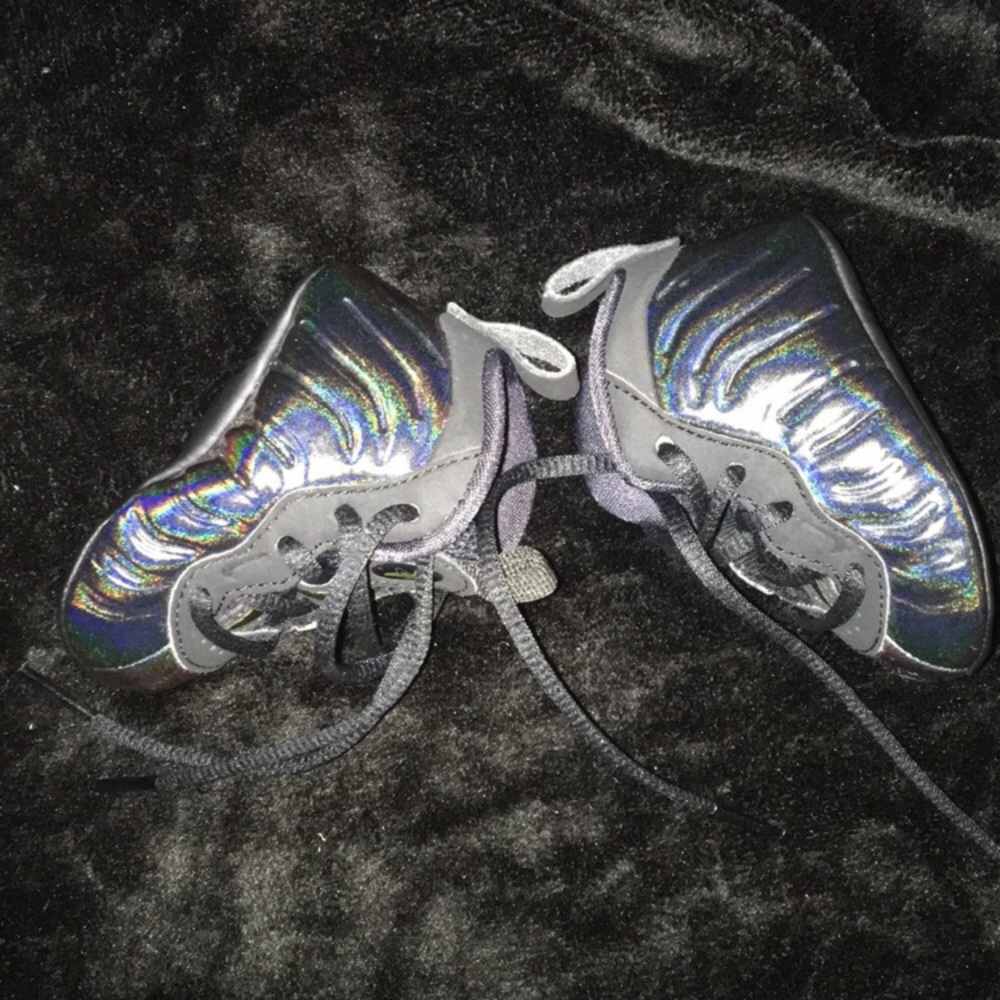 Nike foam posited